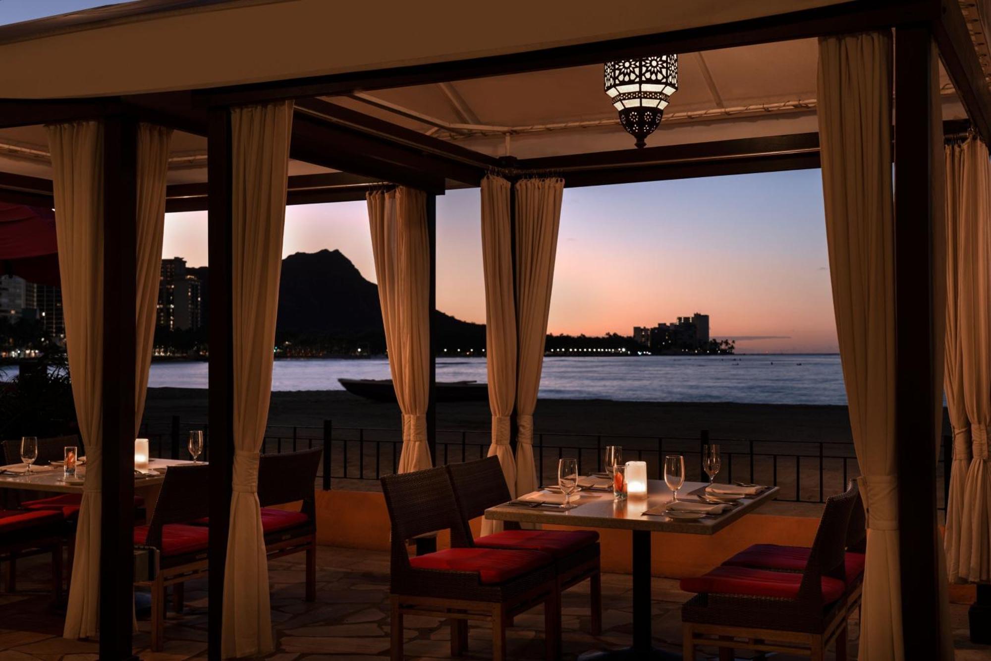 The Royal Hawaiian, A Luxury Collection Resort, Waikiki Гонолулу Экстерьер фото
